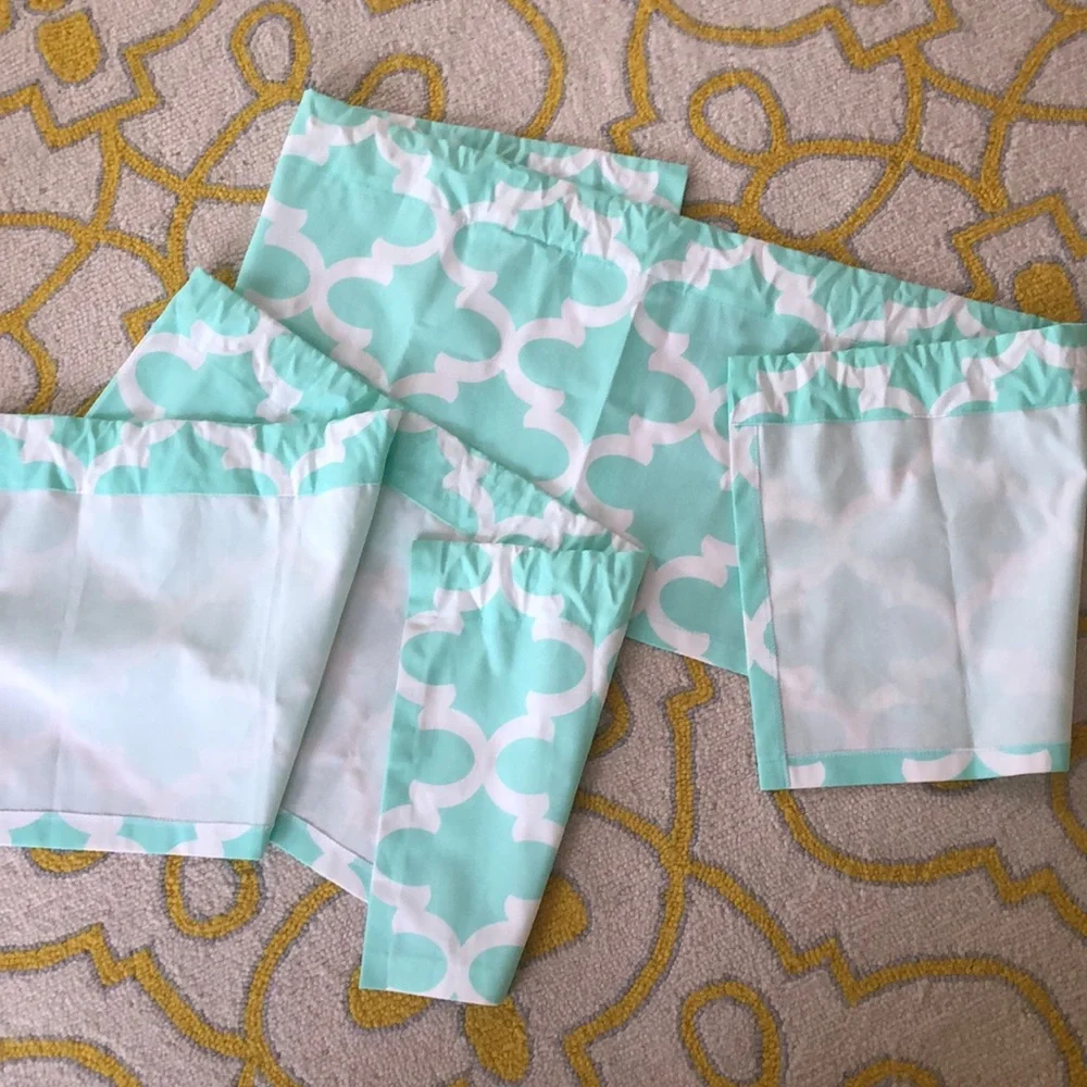 ☀️Set of 2 Window Valance☀️ Mint